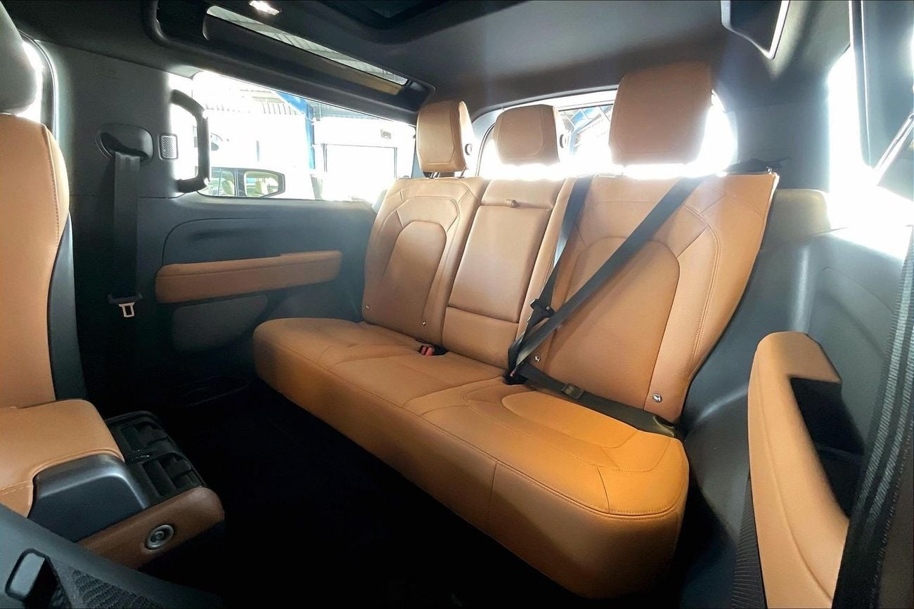 لاند روفر ديفندر 3.0 P400 90 HSE AUTO 4WD | شامل الضمان | 0 ﺪﻔﻋﺓ ﺃﻮﻟﻯ