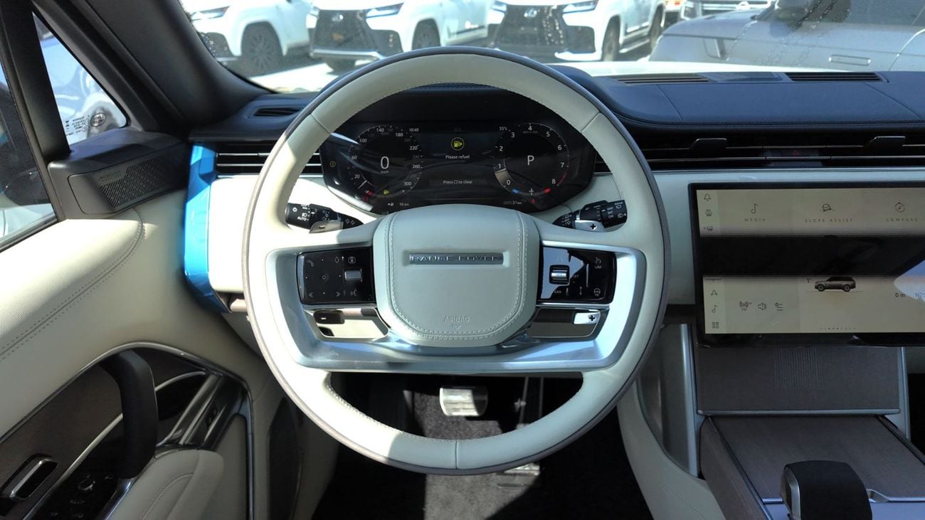 لاند روفر رينج روفر RANGE ROVER AUTOBIOGRAPHY P530