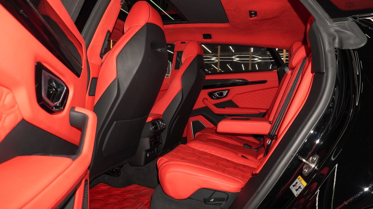 لامبورغيني اوروس