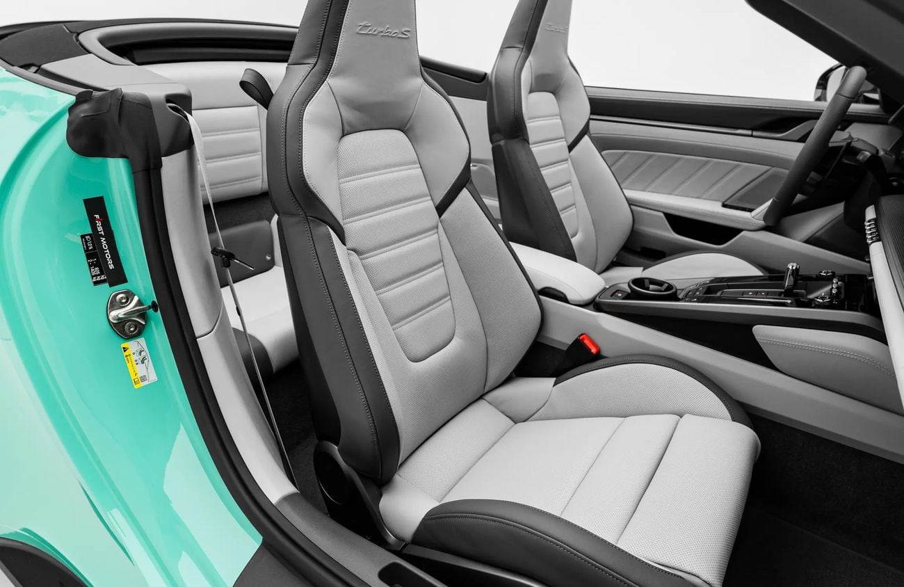 بورش 911 3.7L F6 Turbocharged Engine + T-Hybrid