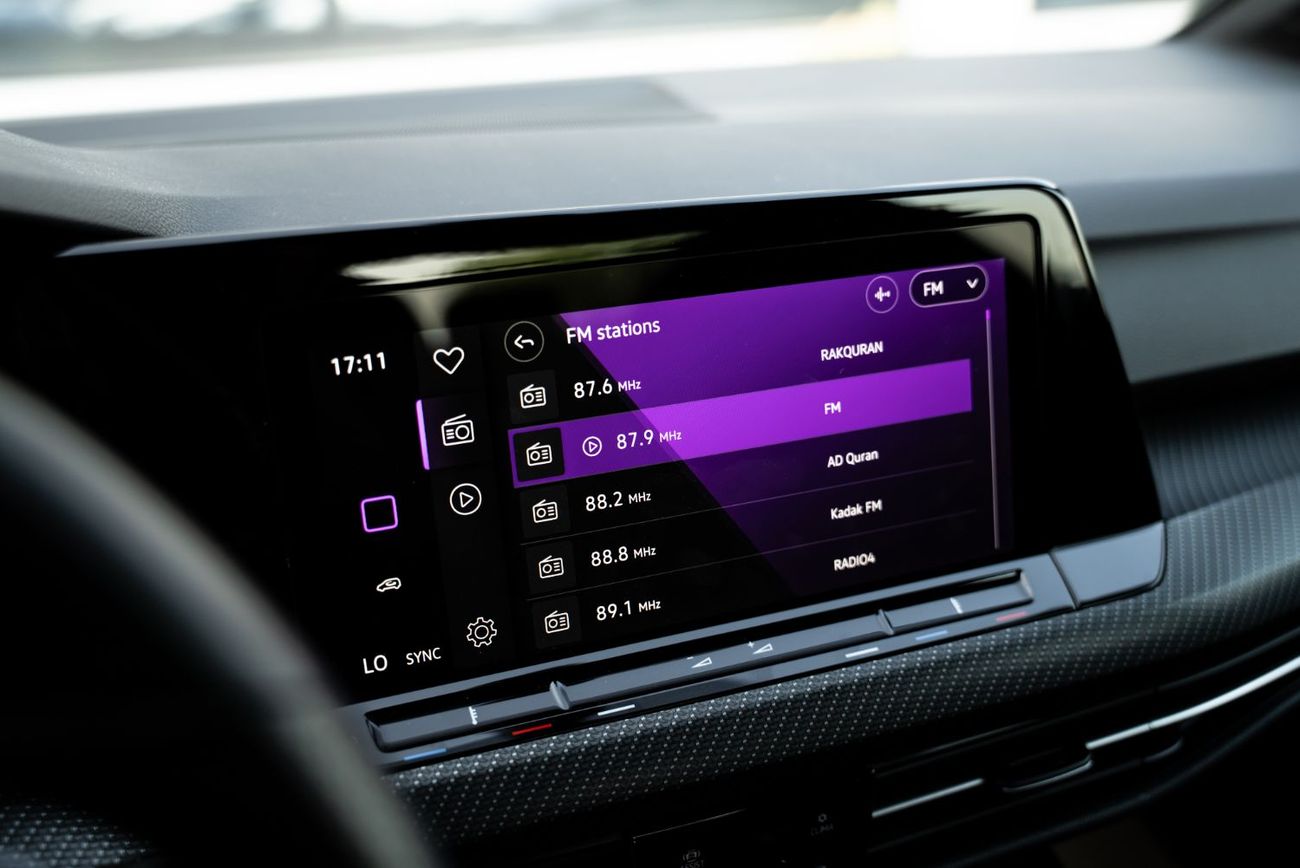 فولكس واجن جولف ار 2023 Agency Warranty Full Service History GCC Low Mileage