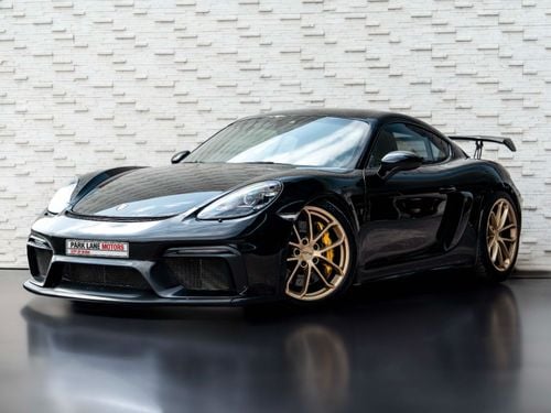 Porsche 718 Cayman GT4 4.0L (420 HP) M/T