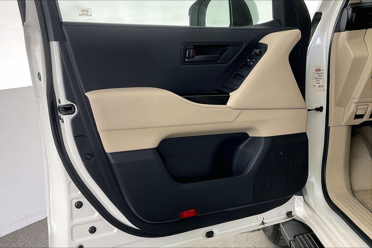 تويوتا لاند كروزر EXR | شامل الضمان | 0 ﺪﻔﻋﺓ ﺃﻮﻟﻯ