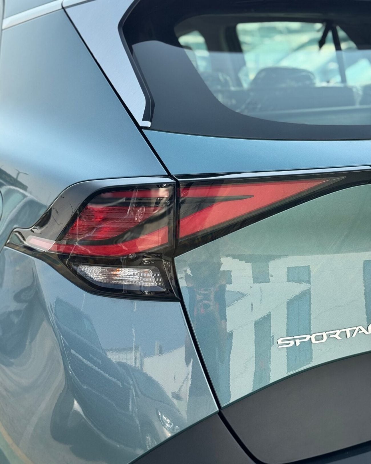 Kia Sportage DLX KIA SPORTAGE 2.0L - 2025 MODEL GCC SPECS