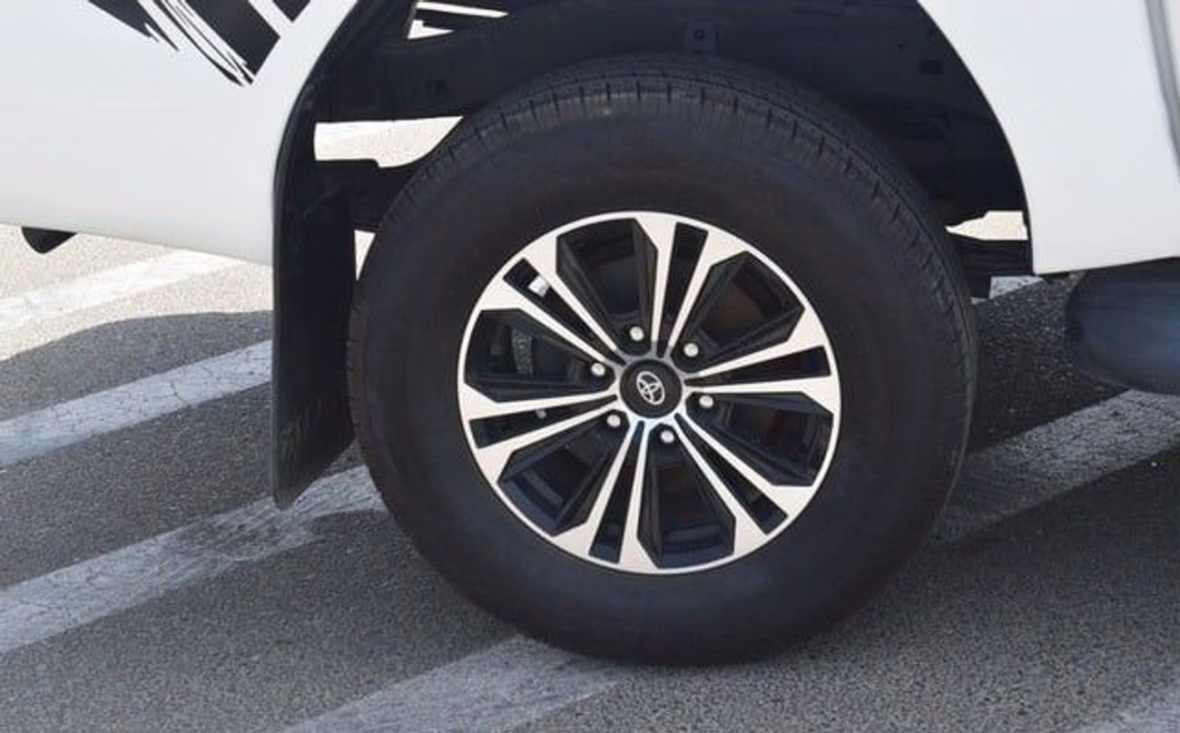 تويوتا هيلوكس TOYOTA HILUX DOUBLE CABIN SR5 TURBO D4D