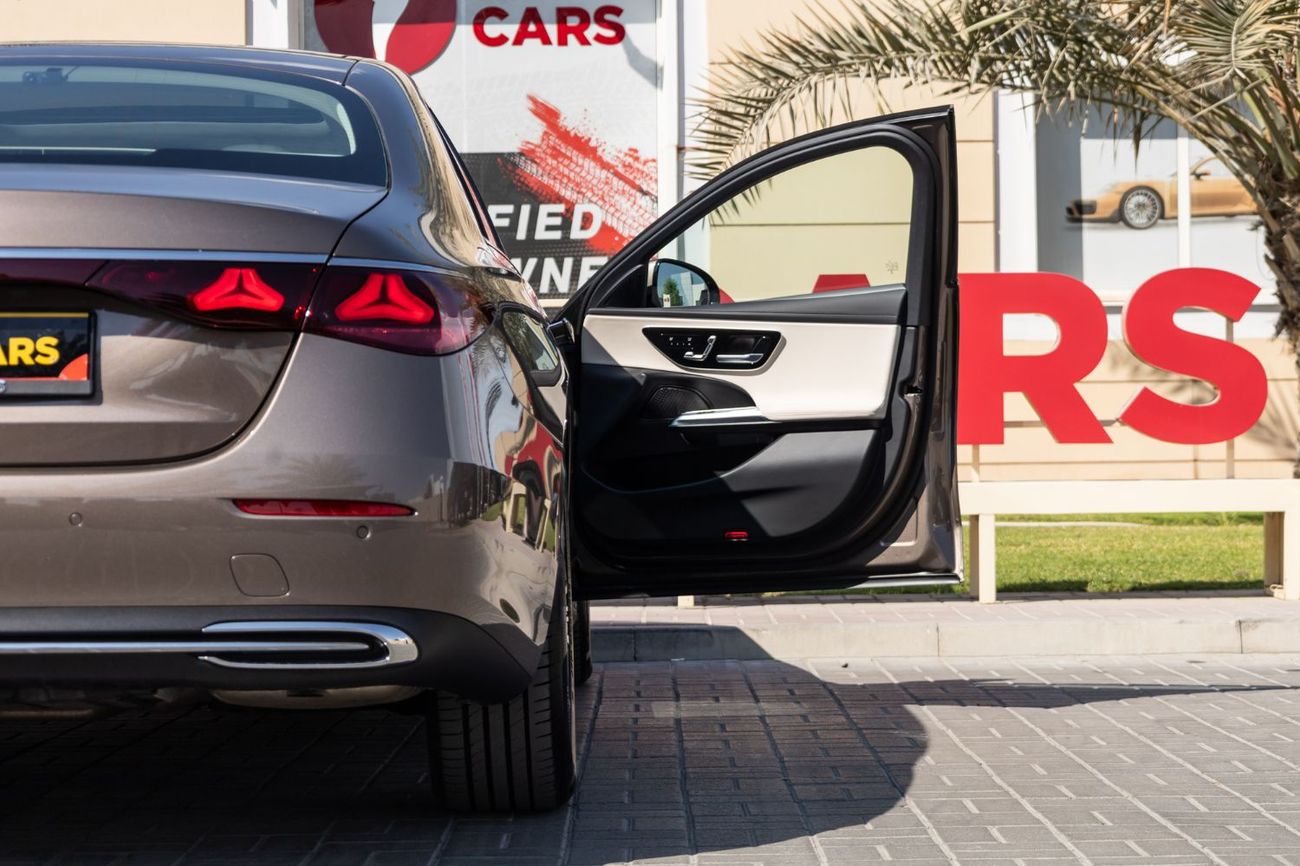 Mercedes-Benz E200 2.0L