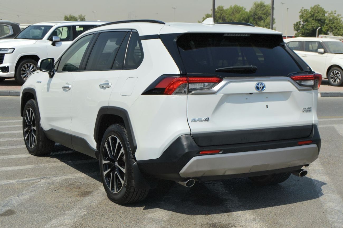 Toyota RAV4 2.5L Hybrid/ Petrol Full option