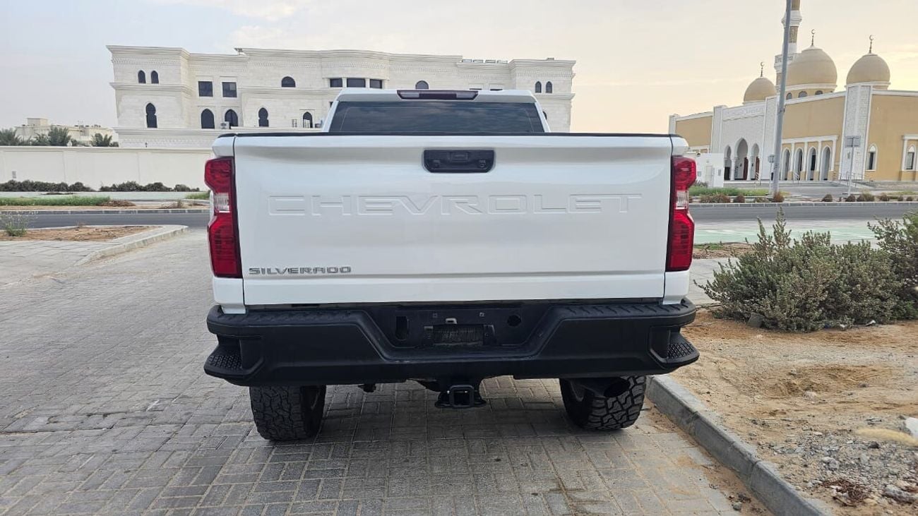شيفروليه سيلفارادو HD 2500, 6.6L Gasoline