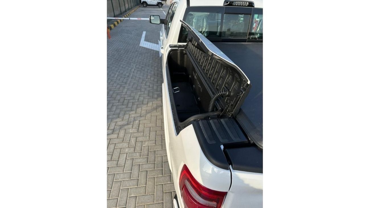 RAM 1500 5.7L PETROL V8 LIMITED AUTOMATIC TRANSMISSION