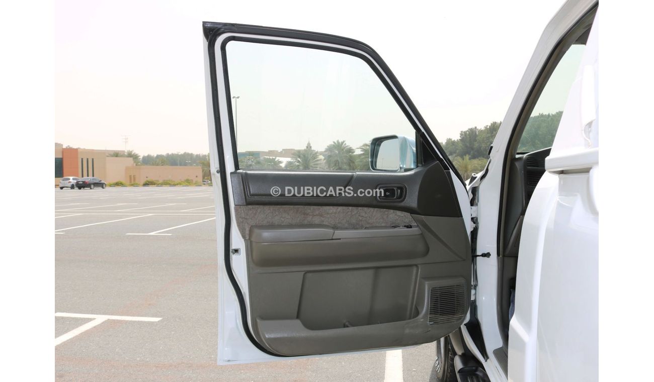 نيسان باترول بيك آب S 2016 | NISSAN PATROL PICKUP | 4X4, 4800VTC, 6CYL, SINGLE CAB |  WITH GCC SPECS AND EXCELLENT CONDI