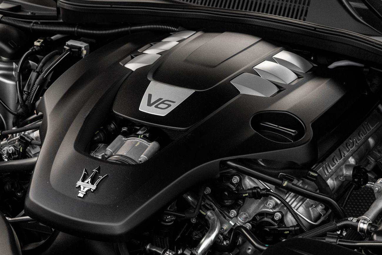 Maserati Quattroporte Quattroporte | 3,525 P.M | 0% Downpayment | QUATTROPORTE | LOW KMS | WARRANTY!