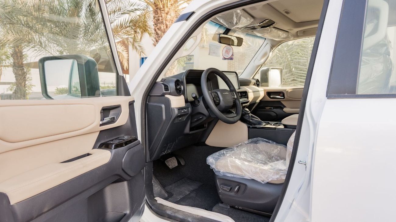 تويوتا برادو 2025 Toyota Prado TXL2 2.4L AT Petrol (White-Beige)