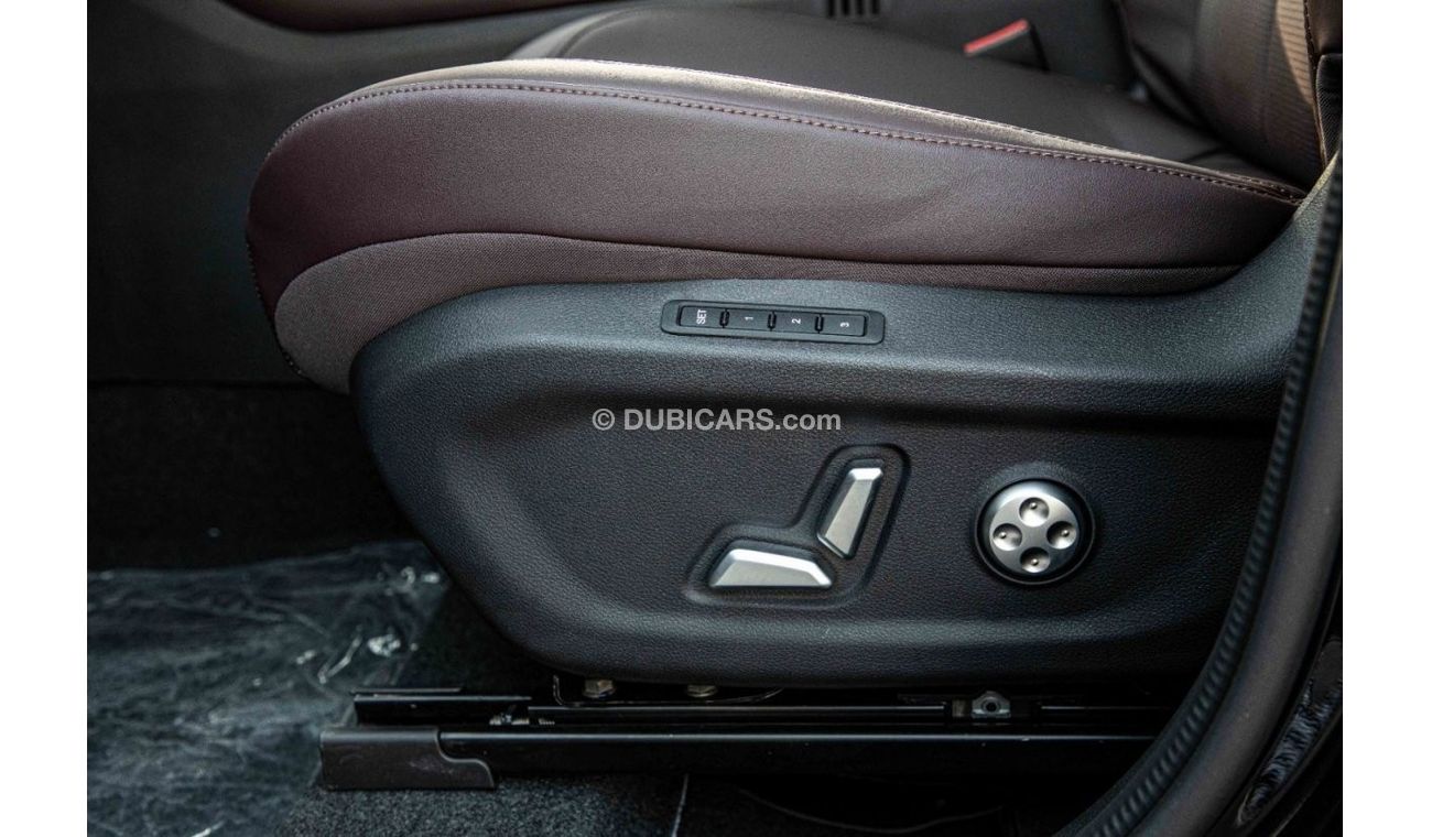 Jetour X90 2024/23 Jetour X 90 PLUS LX SUV 1.6 LH P A/T - Black inside red & brown