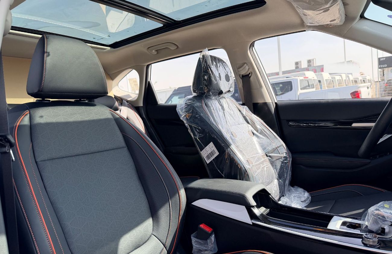 Kia Seltos 2025 stylish and versatile compact SUV (Export only)