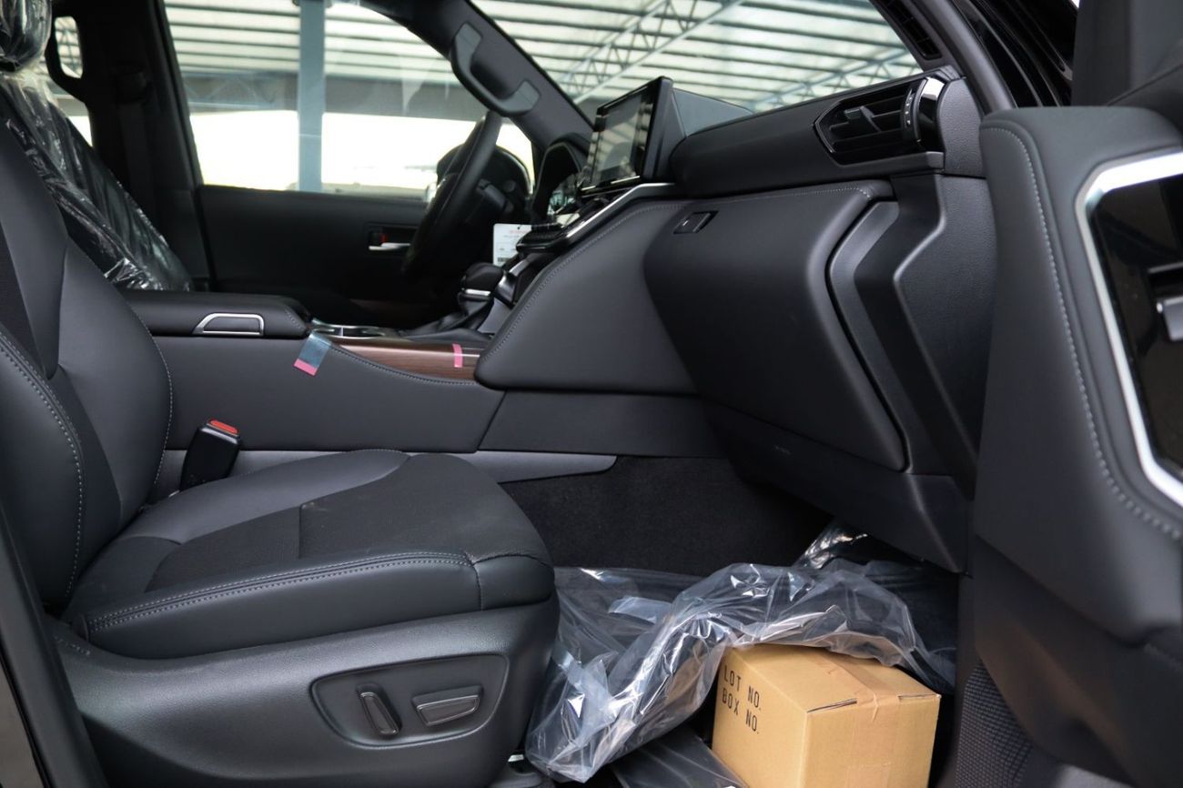 Toyota Land Cruiser 2025 LAND CRUISER 300 4.0 V6 VXE.s RADAR **EXPORT ONLY**التصدير فقط خارج الخليج***