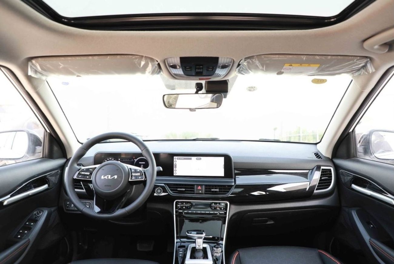 Kia Seltos 2024 KIA SELTOS 1.5 DELUXE - White inside Black | Export Only