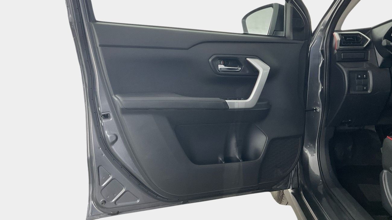 Toyota Raize E | Guaranteed Warranty | 0 Down Payment