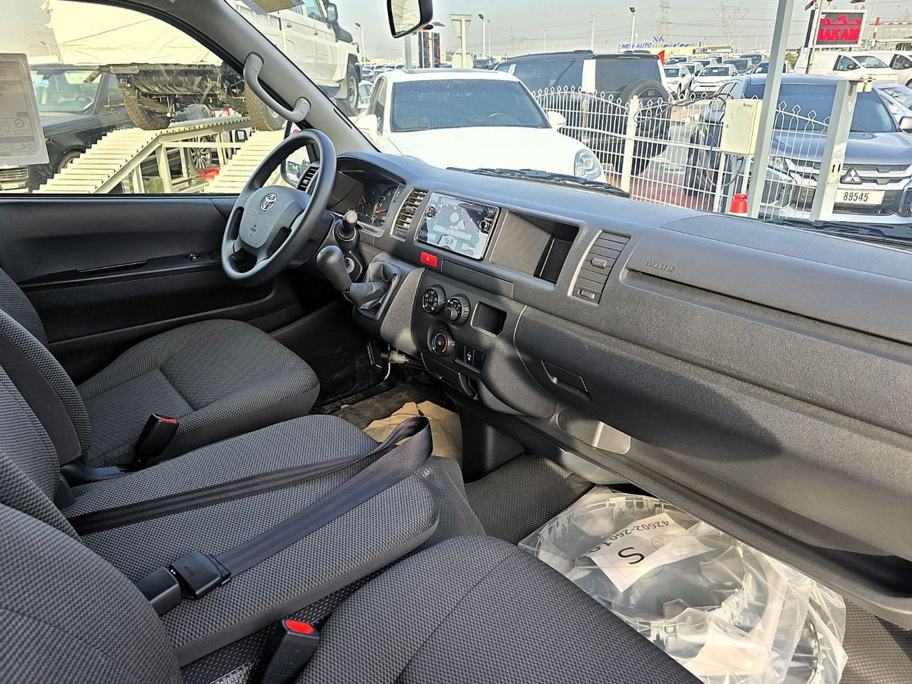 Toyota Hiace GLS -High Roof  Panal Van 2.7L Toyota Hiace High Roof Old Shape Cargo 2.7l petrol RWD 3 SEATS Gcc sp