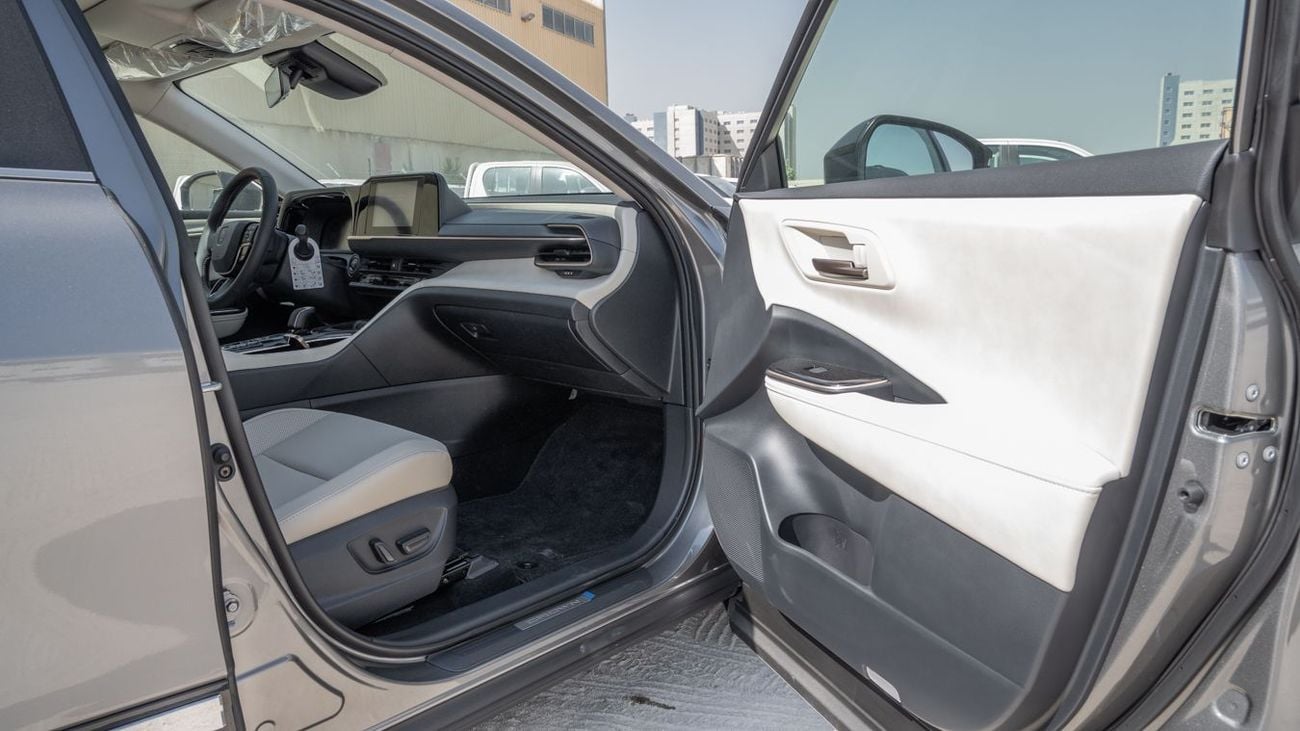 تويوتا كراون TOYOTA CROWN 2.5 MID -2026YM