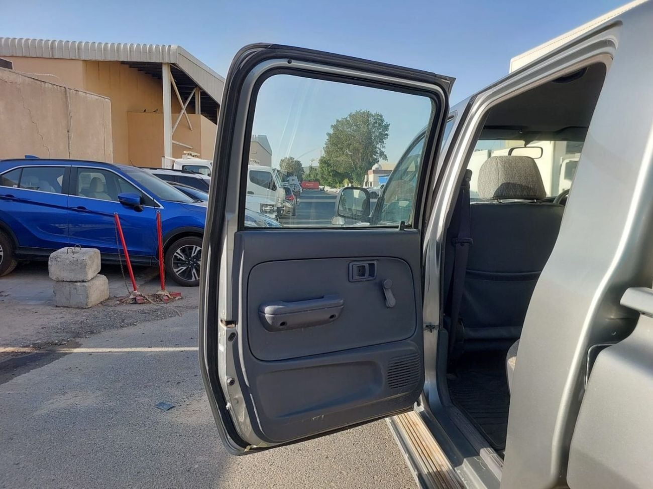 Toyota Hilux DLX TOYOTA HILUX PICKUP RHD 2003 MODEL 3.0 L DIESEL MANUAL(PM28834)