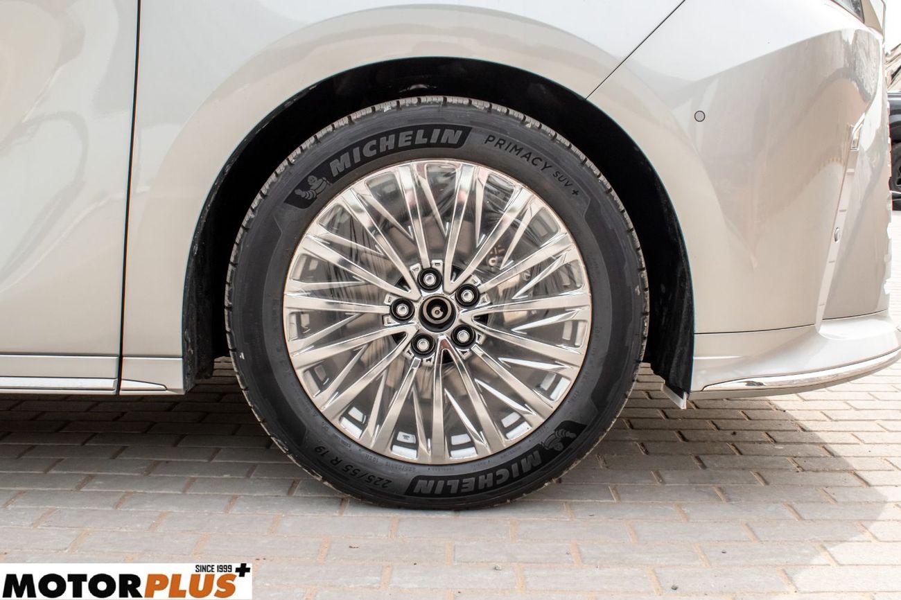 لكزس LM 350h Hybrid 4 Seater 2026 - Ready Stock!