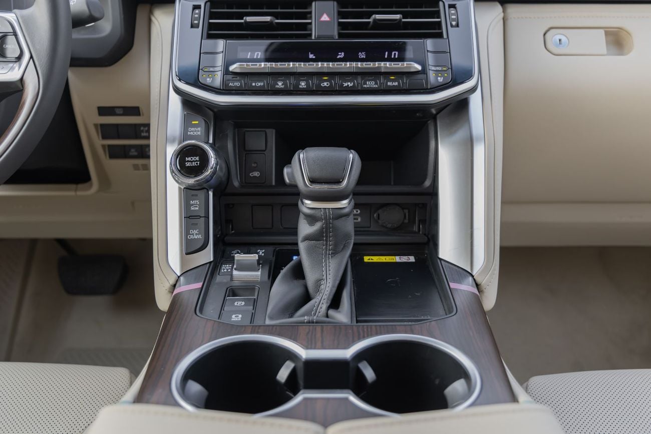تويوتا لاند كروزر TOYOTA LAND CRUISER LC300 GXR | 2026 | GCC Specs | 4WD | V6 3.5L Hybrid Hev max - Twin turbo