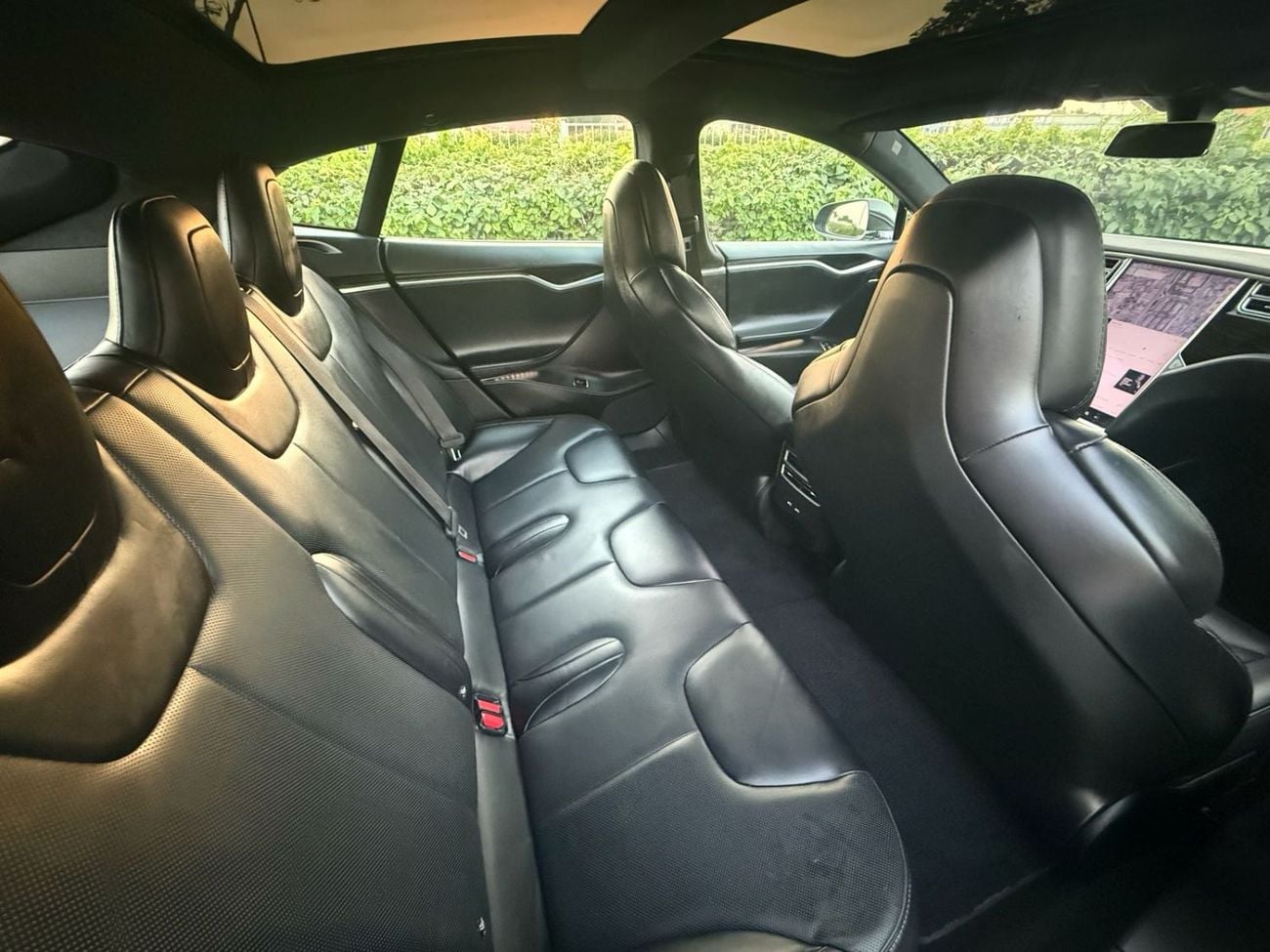 Tesla Model S P100D 2017 Tesla Model S P100D - GCC Specs - Excellent Condition