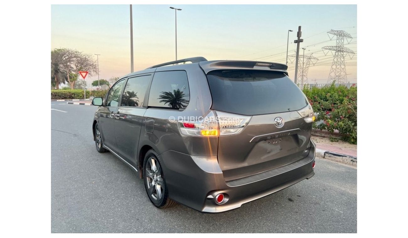 Toyota Sienna 2017 SE VIP PUSH START ENGINE 3.5L USA IMPORTED