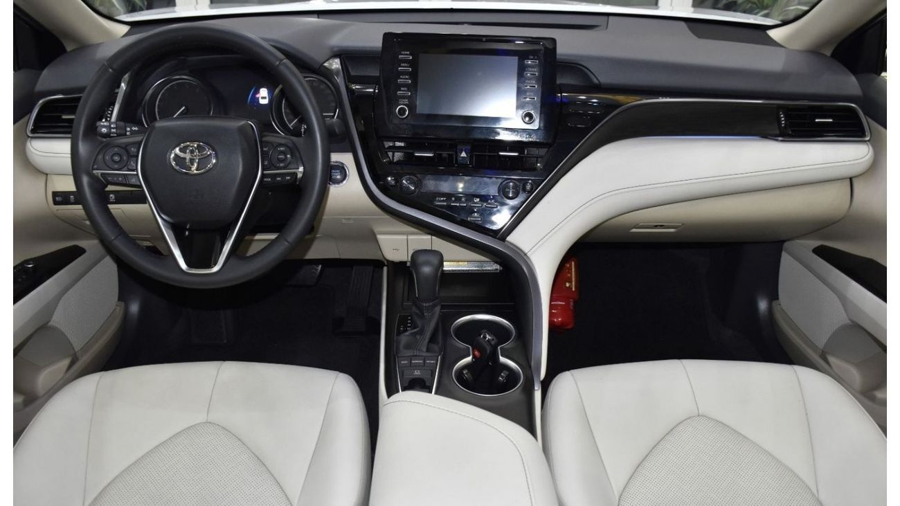 تويوتا كامري EXCELLENT DEAL for our Toyota Camry Grande SE+ ( 2022 Model ) in White Color GCC Specs