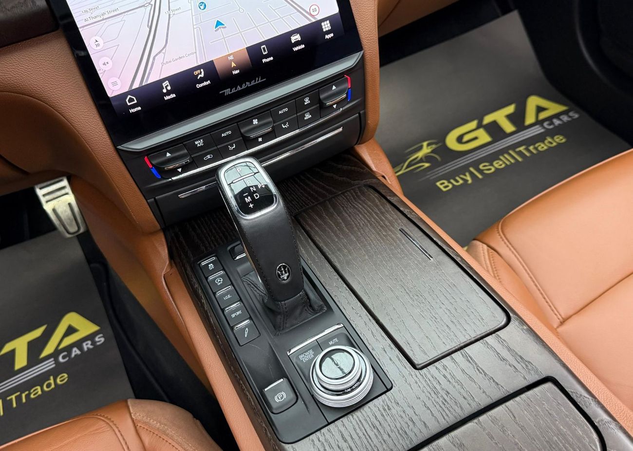 Maserati Quattroporte Modena 3.0L 2023 Maserati Quattroporte Modena, 2026 Maserati Warranty, Very Low Km, Excellent Condit