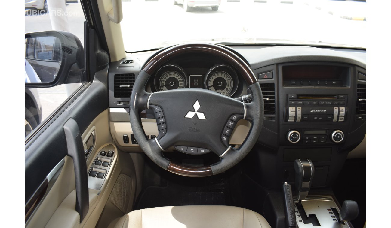 Mitsubishi Pajero 2010 CC No Accident A Perfect Condition