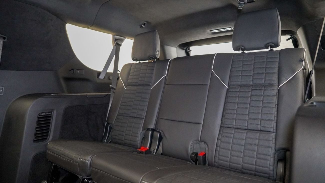 كاديلاك إسكالاد Sport Platinum 6.2L AWD UAE's Very Best Example | AED 8,175 Per Month
