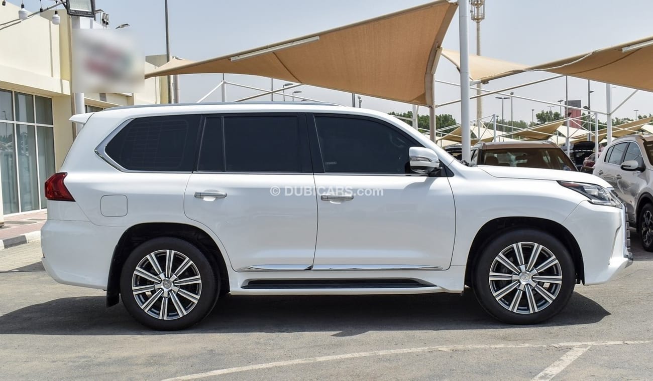 Lexus LX 570
