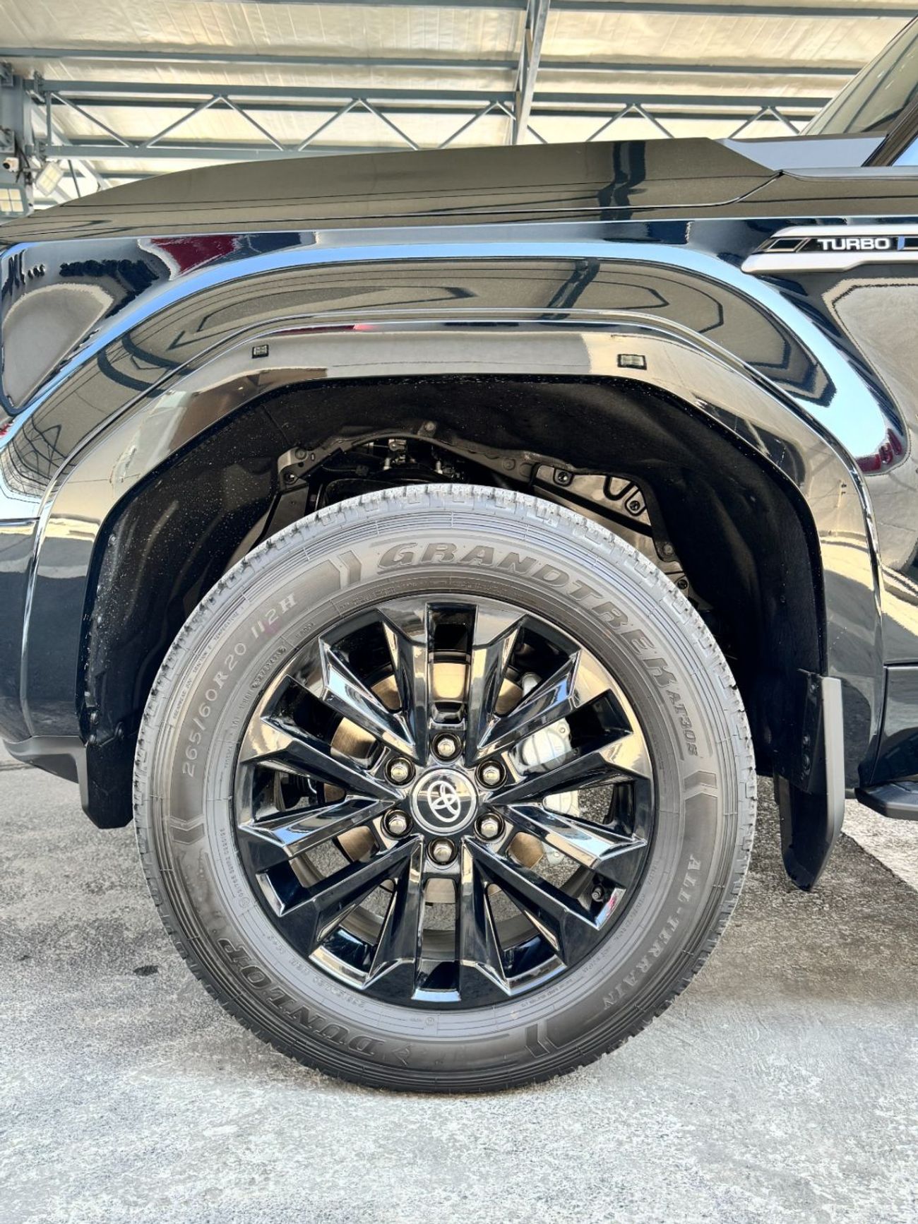 تويوتا برادو 2.4 TURBO LUXURY PANORAMA FULL **EXPORT ONLY**التصدير فقط خارج الخليج**