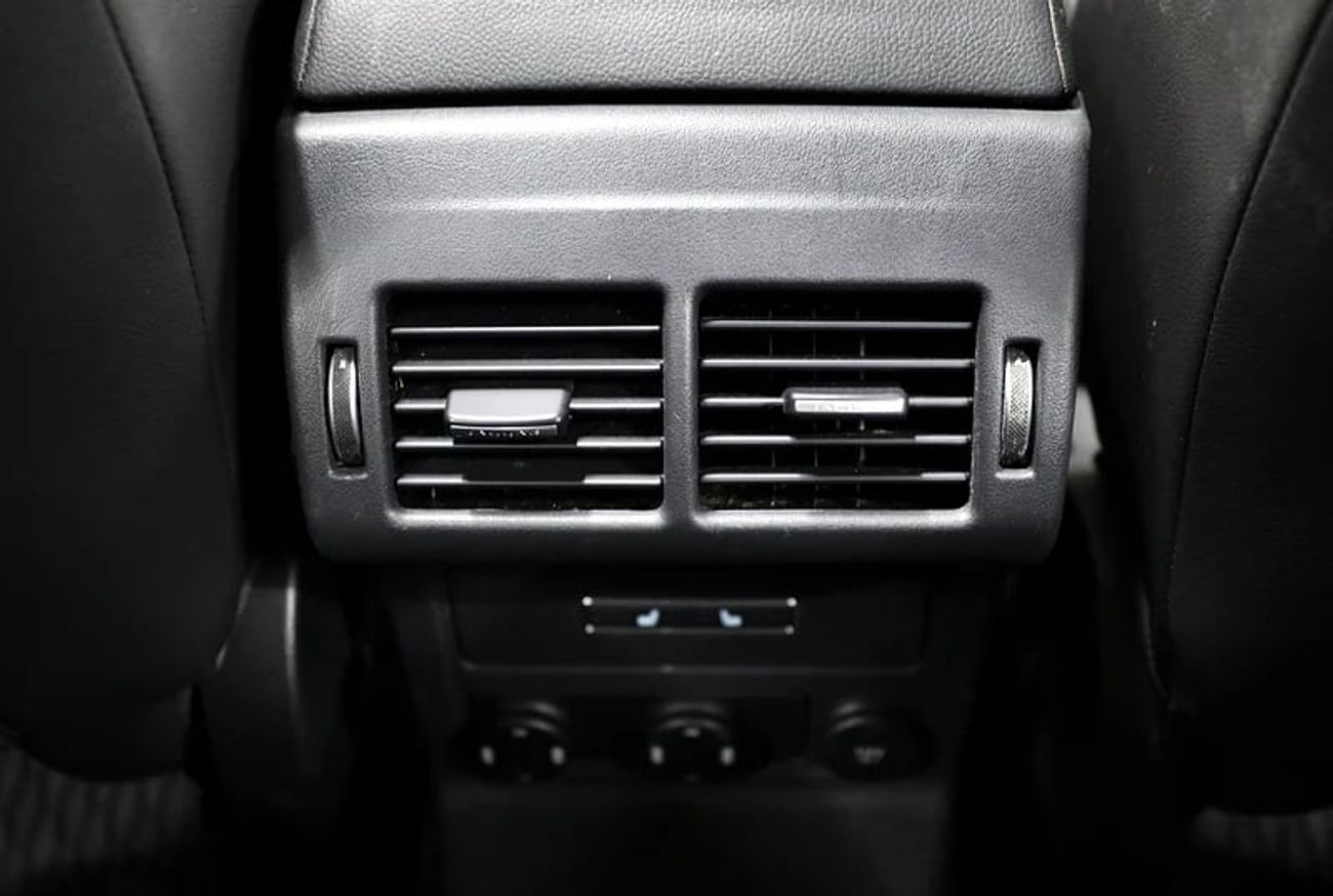 جاكوار F بيس F Sace | 1,100 monthly | Free Insurance + Registration | Ref#A629005