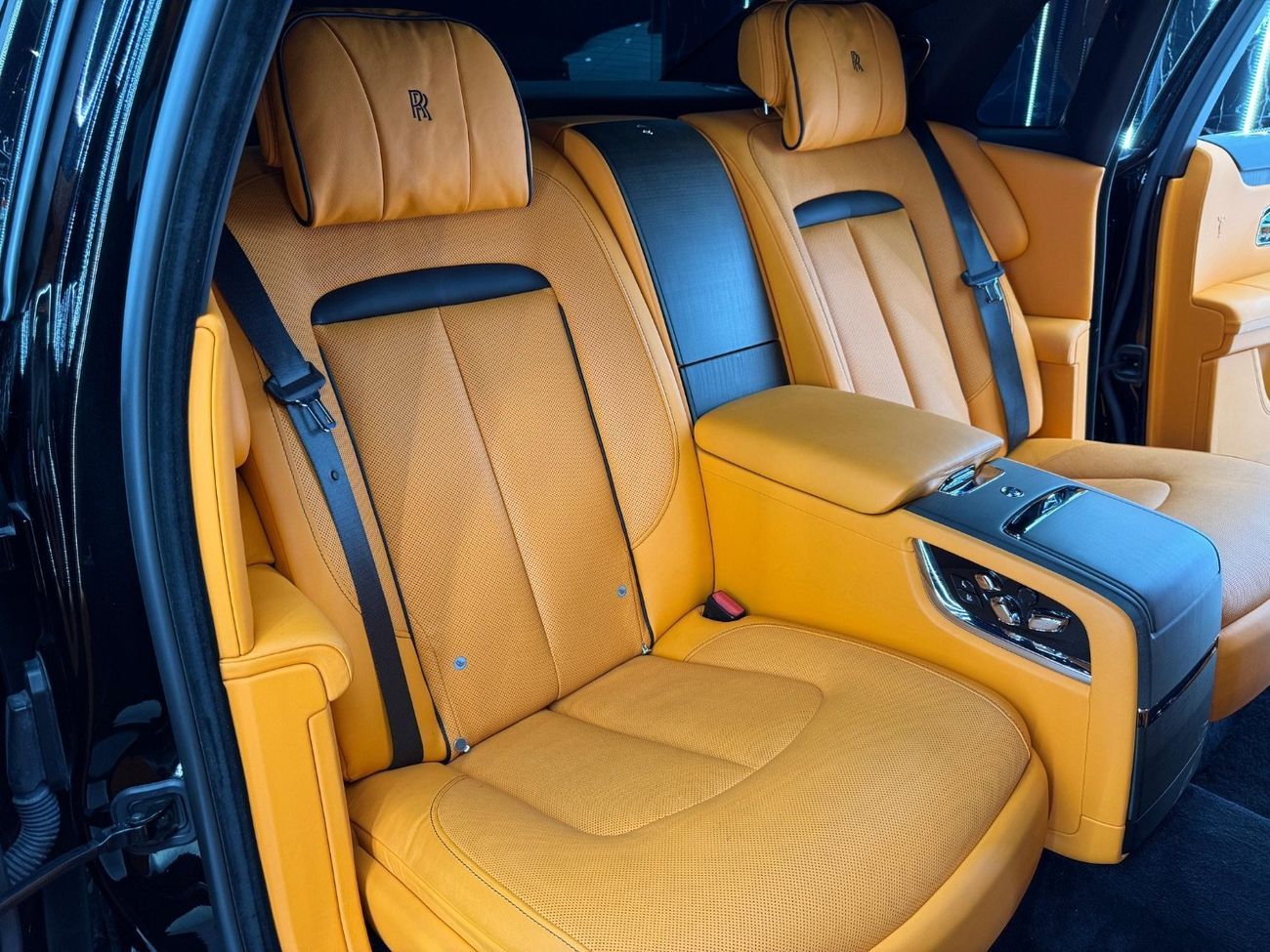 رولز رويس جوست 2021 Rolls Royce Ghost, 2026 Rolls Royce Warranty + Service Pack, Very Low Kms, GCC