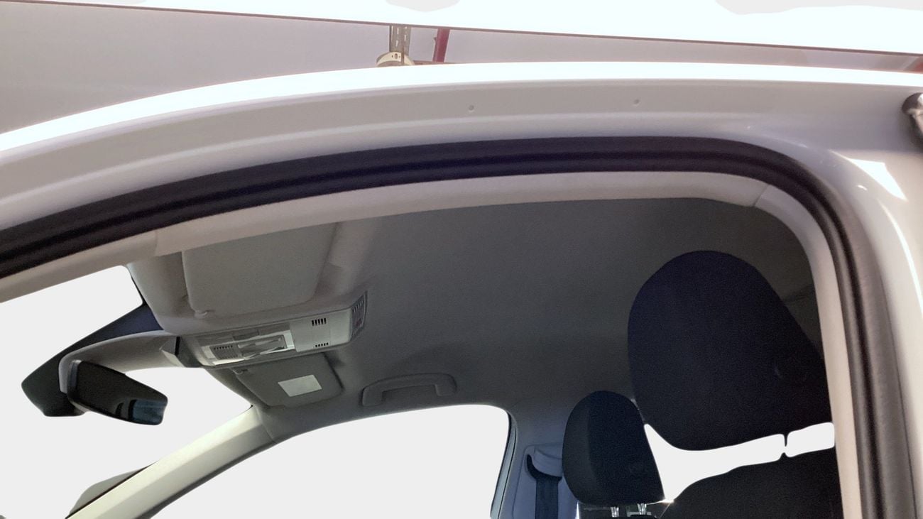 فولكس واجن T ROC 1.4 TSI LIFE | شامل الضمان | 0 ﺪﻔﻋﺓ ﺃﻮﻟﻯ