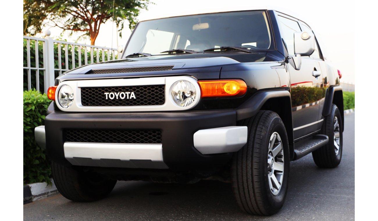 Toyota FJ Cruiser GXR 4.0cc; Certified vehicle with warranty, cruise control and Rev. Camera(1058)