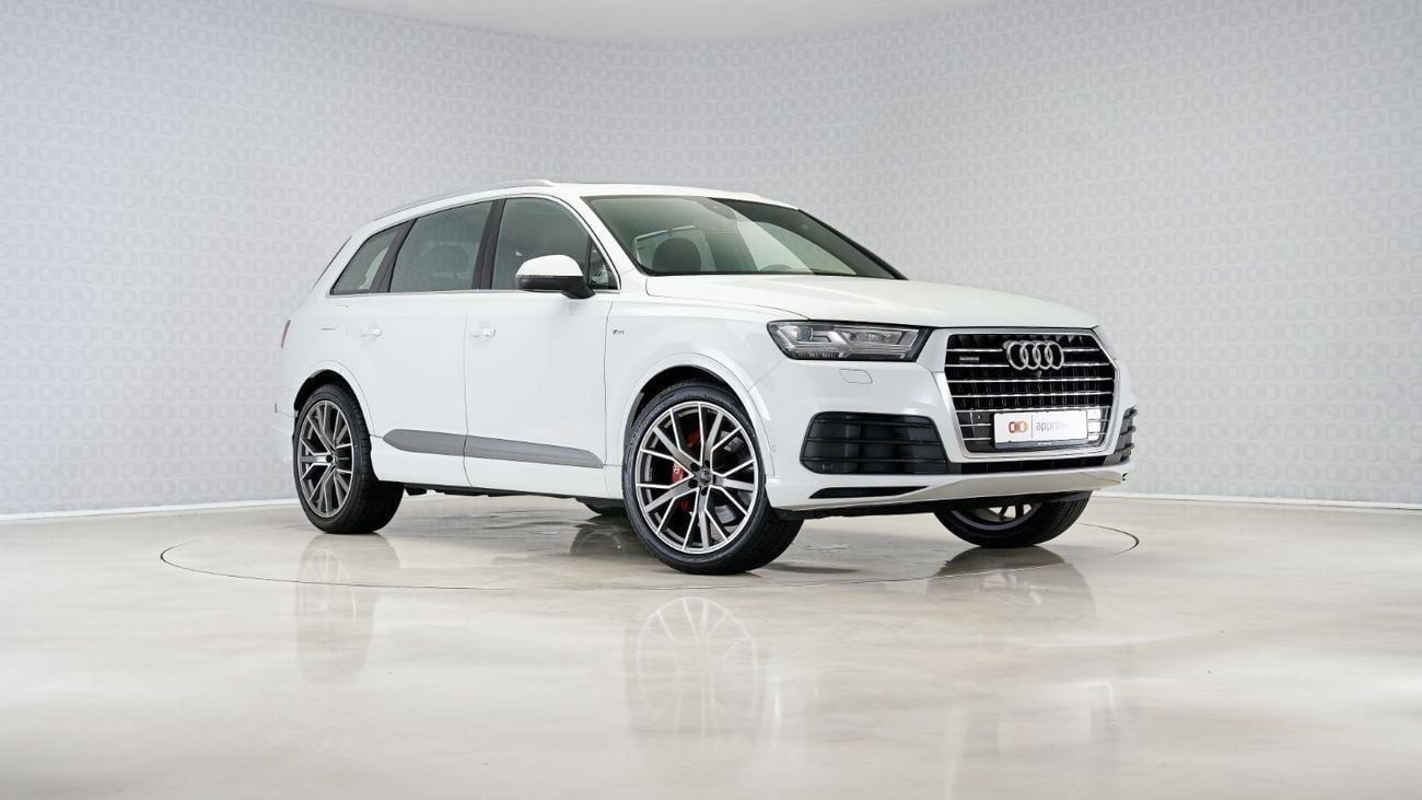 أودي Q7 45 TFSI quattro S-Line 3.0L Special Offer | AED 3,017 PM | Low KM, Up to 3 Years Warranty Service |