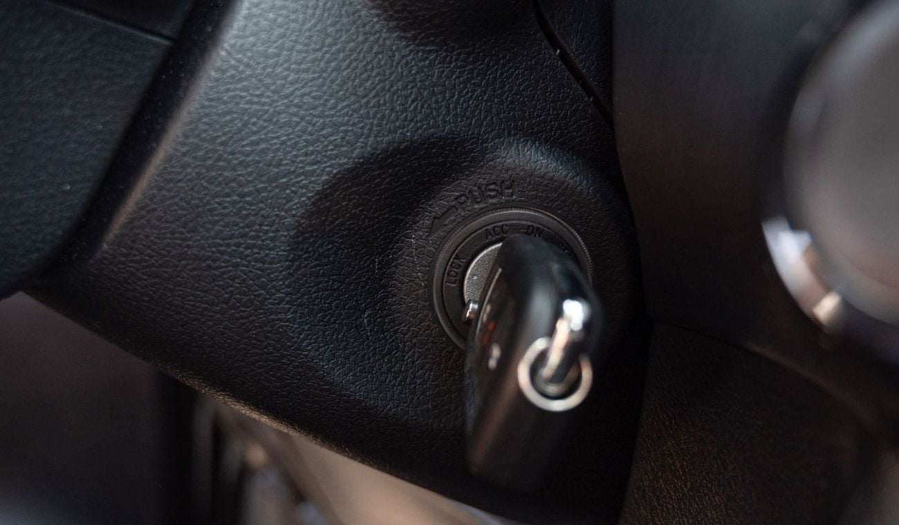 تويوتا هيلوكس Toyota hilux 2.4L DIESEL basic option MY2025