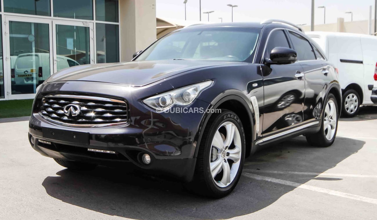 Infiniti FX35