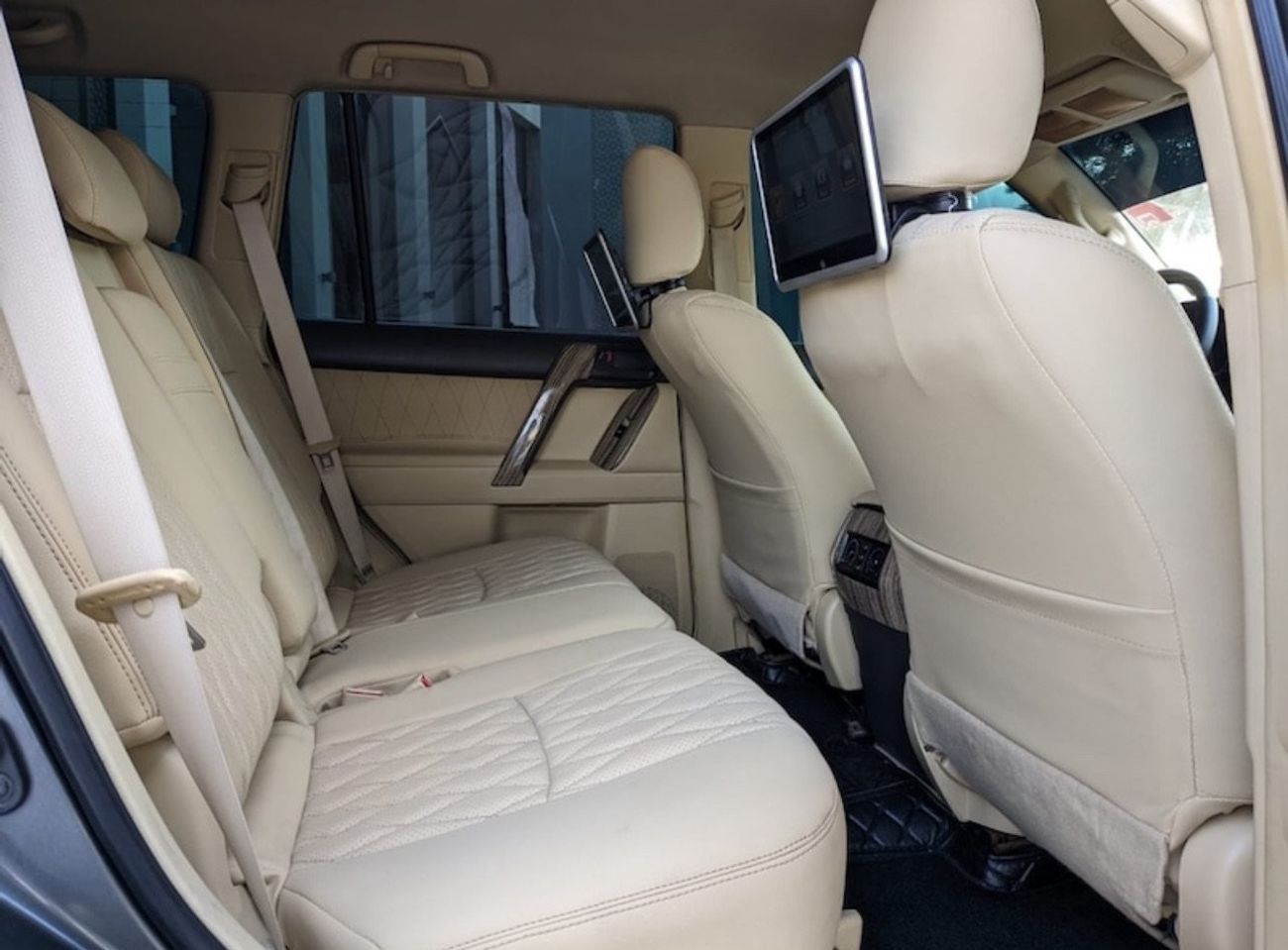 Toyota Prado Toyota prado 2014 upgrade to 2023 inside and outside