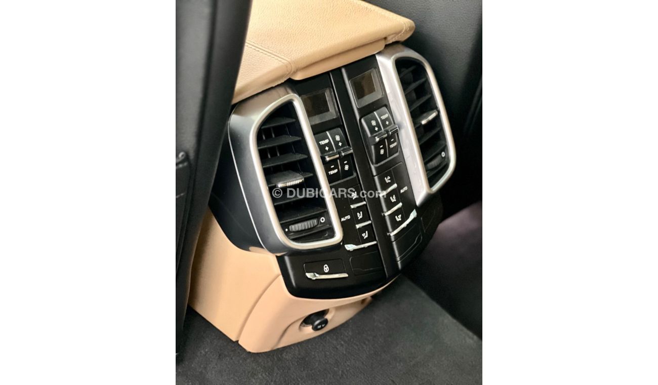 Porsche Cayenne Std