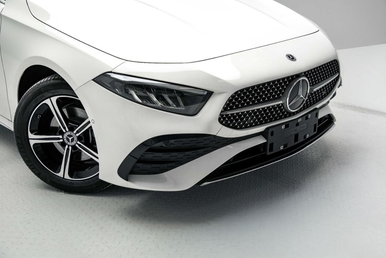 Mercedes Benz A 200 L  Fashion 1.3L - White Inside Black | Export Only