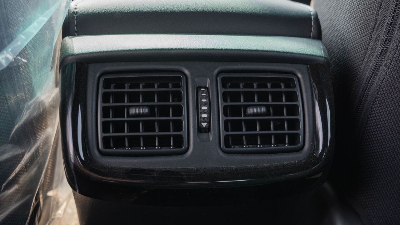 تويوتا هيلوكس 2025 Toyota Hilux Adventure 2.8L Diesel AT (White)