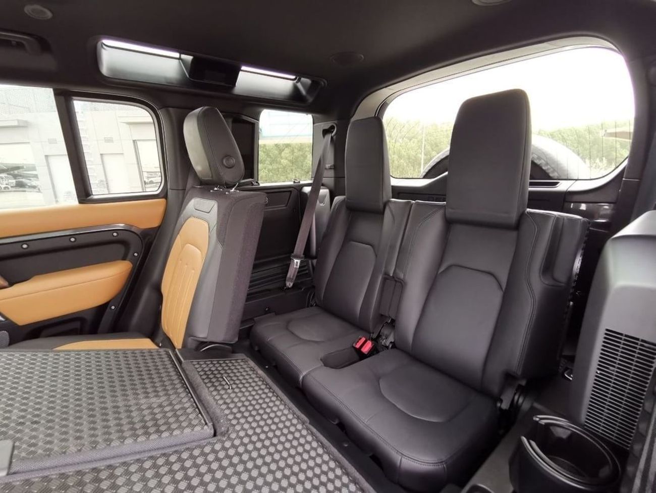 Land Rover Defender 110 X P400 3.0L Land Rover Defender X - 2022 - Grey/Black