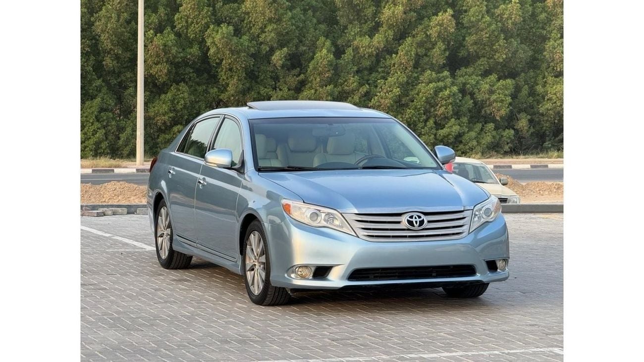 Toyota Avalon TOYOTA AVALON 2011 MODEL AMERICAN