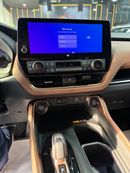 Toyota Grand Highlander PLATINUM HYBRID MAX