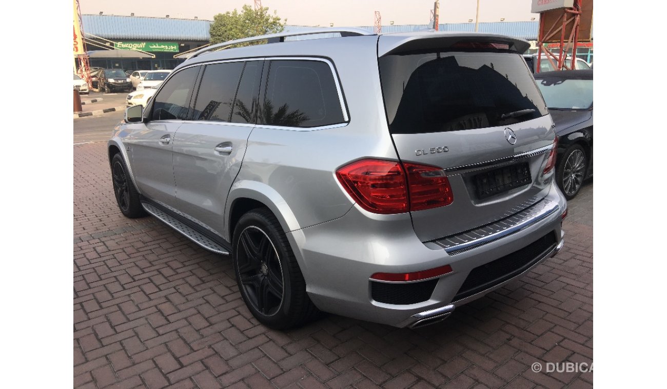 Mercedes-Benz GL 500