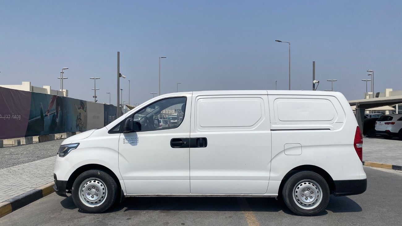 Hyundai H-1 Panel Van M/T